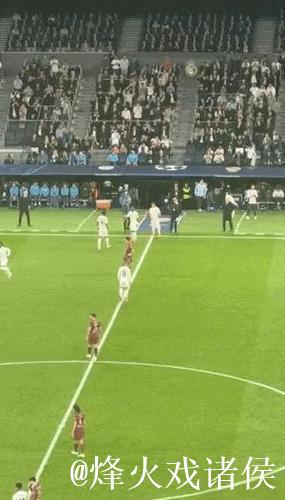 拜仁神童爆发!17岁欧冠戴帽,刷新姆巴佩纪录 拜仁神童爆发!17岁欧冠戴帽,刷新姆巴佩纪录